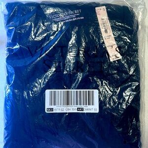 VS Pajamas lounge set